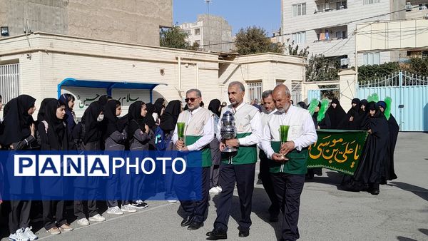 آغاز مهر با حضور خادمین حرم امام رضا(ع) در مدرسه عباسقلی رهگذر شهریار