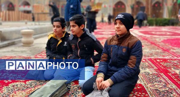 اقامه نماز پرفیض جمعه در سمنان