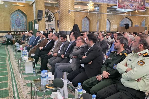 برگزاری یادواره سه هزار ستاره، ۳۰۰۰ چراغ راه به مناسبت هفته دفاع مقدس در شهرستان قرچک