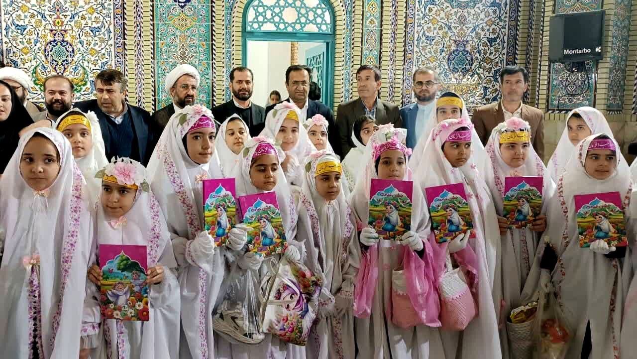جشن تکلیف باشکوه برای ۴۰۰۰ دانش‌آموز بویراحمدی