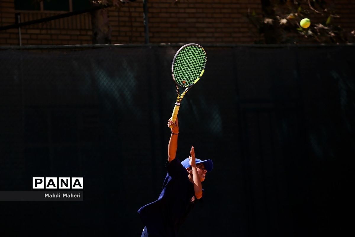 ایران میزبان تور جهانی تنیس؛ عزیزی: این مسابقات فرصتی دوباره برای تنیسورهای کشورمان است