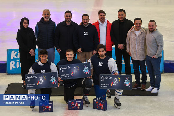 مسابقات اسکیت روی یخ