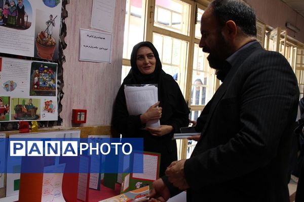 برگزاری انتخابات همیار مشاوران دبیرستان حضرت معصومه(س) ناحیه چهار کرج 