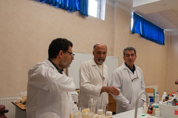 کارگاه استانی"طراحی آزمایش‌های جذاب و کاربردی" ویژه دبیران شیمی 