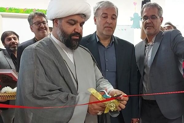 آیین بهره برداری از مدرسه شهدای پالایشگاه تهران در کهریزک 