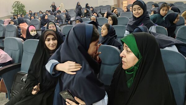مراسم گرامی‌داشت هفته بسیج با حضور خواهر شهید