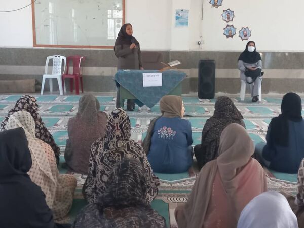 گفت‌وگوی کارشناس آسیب‌شناسی با والدین هنرستان زهرای مرضیه بندرعباس 