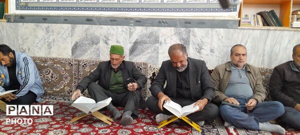قرائت سوره فتح و اقامه نماز جماعت در مسجد جامع شهربار نیشابور 