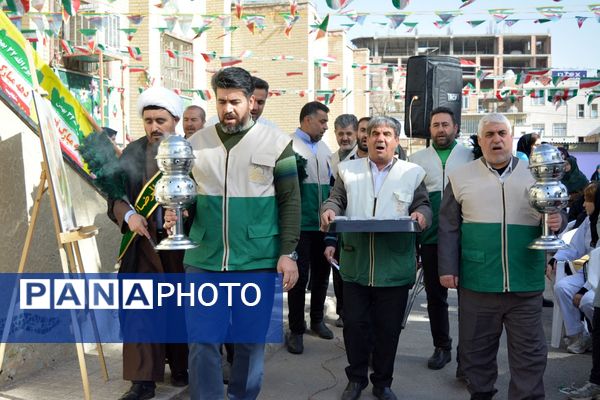 عطر رضوی در جشن نیمه شعبان مدرسه حکمت
