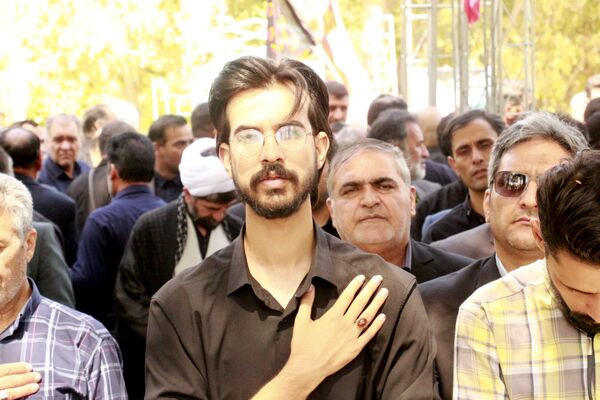 خاکسپاری پیکر پاک  سردار سرافراز اسلام شهید محمد کاظمی و شهدای جنگ تحمیلی در مشهد