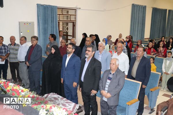 تکریمِ سرمایه‌های ماندگار تعلیم و تربیت ابرکوه در آستانه عید غدیر