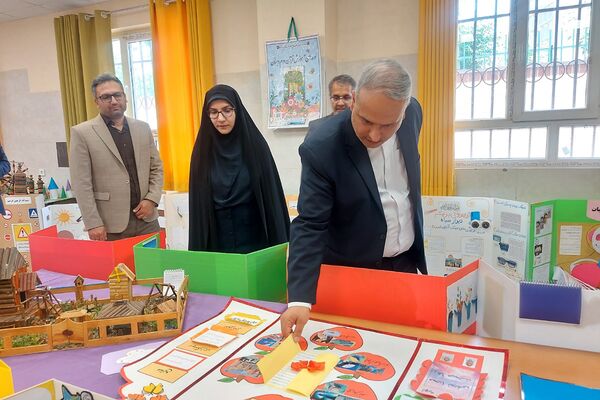 آیین سپاس معلم اداره کل آموزش و پرورش شهرستانهای تهران در کهریزک 