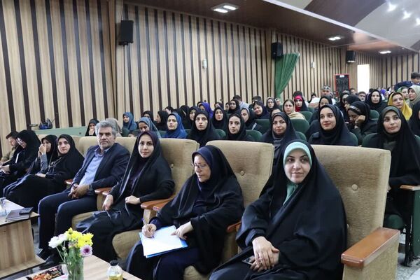 آیین تجلیل از برگزیدگان استانی جشنواره جابربن‌حیان و اصلاح روش‌های آموزش و تحول در محیط یادگیری در البرز