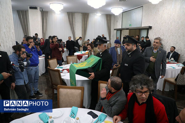 آیین افتتاحیه چهل و سومین جشنواره بین‌المللی تئاتر فجر