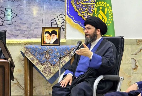 پرچمداری قم در برنامه‌های قرآنی تحسین‌برانگیز است

