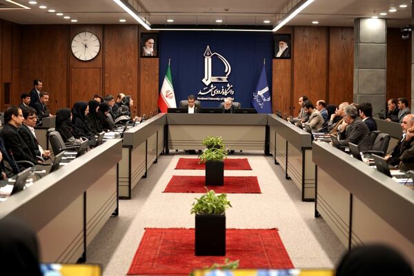 هم‌اندیشی بسیج اساتید با وزیر علوم، تحقیقات و فناوری مشهد