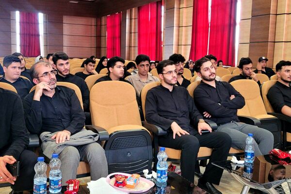 سمینار آموزشی دانشجویان دانشگاه فرهنگیان در بهارستان‌دو