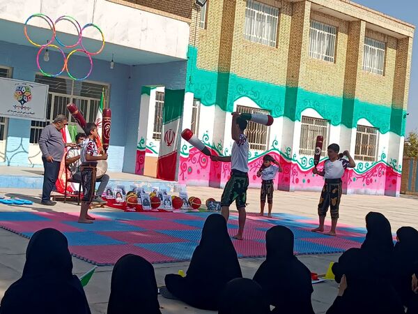 المپیاد ورزشی مدارس بهاباد با شور و نشاط