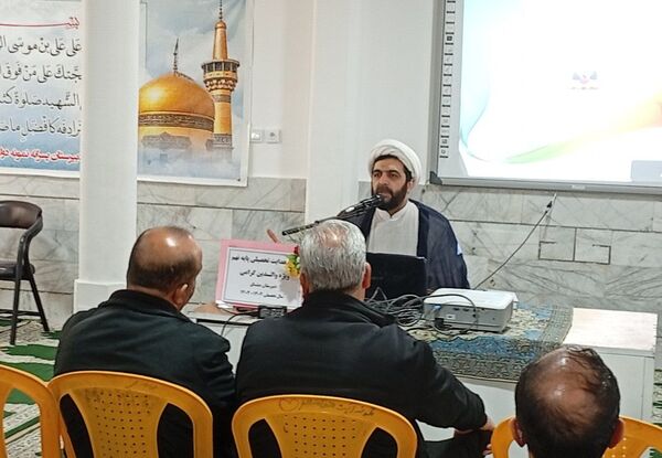 جلسه هدایت تحصیلی پایه نهمی دبیرستان میثاق ویژه والدین 