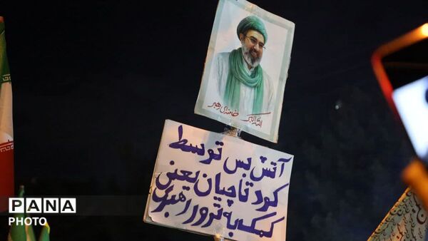 حضوری از جنس نور در خیابان‌های کرج