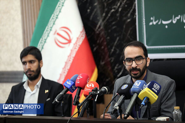 نشست خبری رئیس باشگاه دانش پژوهان جوان