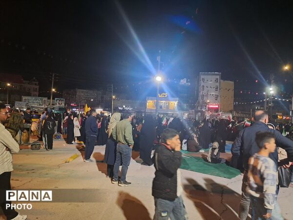 تجمع برای حمایت از رزمندگان کشور در شهر دهدشت 