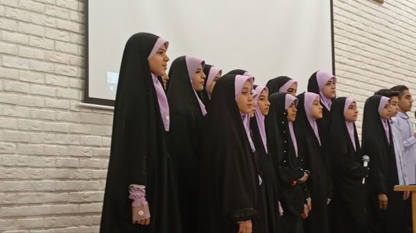 نشست صمیمی جوانان با حضرت آیت الله نورمفیدی