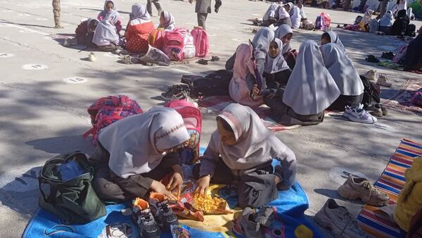 سیزده آبان در قاب مدرسه 