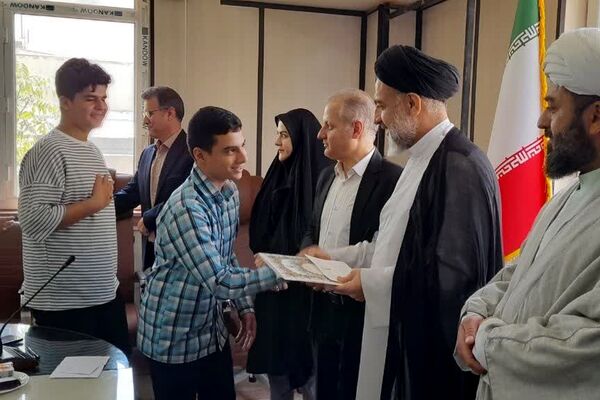 درخشش مدارس و راویان برتر در آیین اختتامیه مدرسه انقلاب شهریار