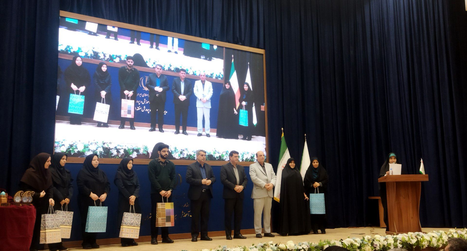 اختتامیه جشنواره «تجارب برتر تربیتی ، تفکر و سبک زندگی» برگزار شد
