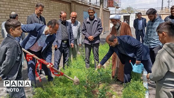 پویش کاشت «نهال امید» در آموزش و پرورش ناحیه 2 کرج و شهرستان فردیس