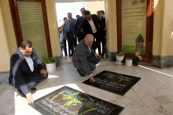 حضور پرشور مردم ولایت‌مدار بوشهر در پای صندوق‌های رأی