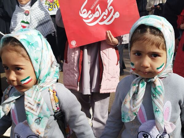 راهپیمایی 22 بهمن در شهرستان فاروج 