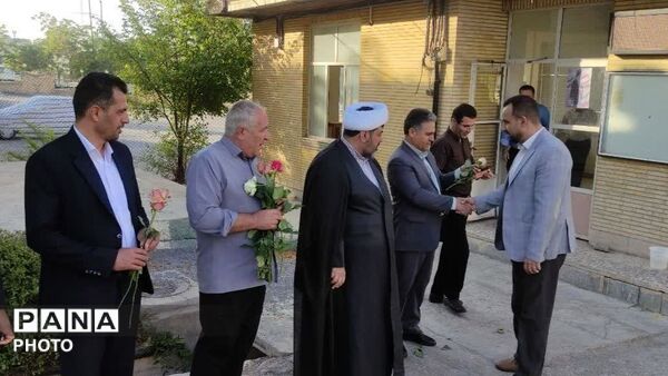 هفته دولت با تکریم کارکنان کیار