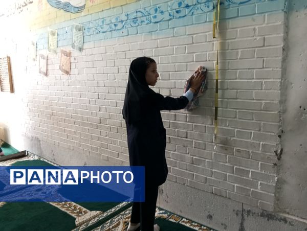 غبارروبی نمازخانه‌ دبستان ناهید نخودی نیشابور