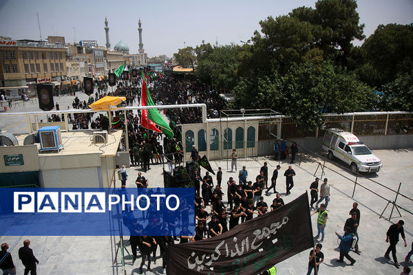 عزاداری تاسوعای حسینی(ع) در حرم حضرت معصومه(س)