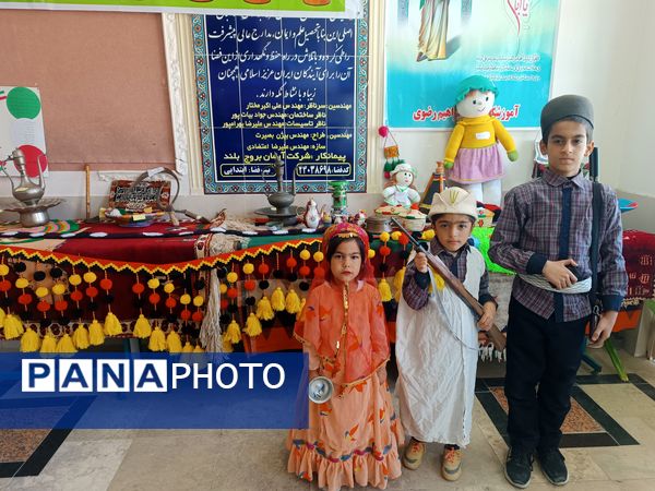 نمایشگاه صنایع دستی و جشنواره غذاهای سنتی به‌مناسبت دهه فجر 