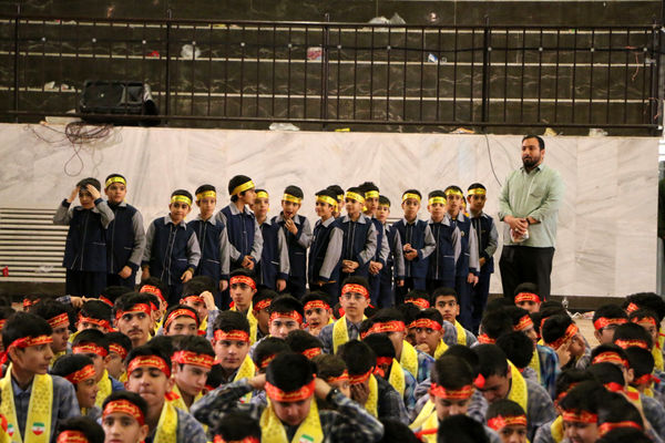 همایش «یاوران انقلاب، پیشتازان مقاومت» در قم-2