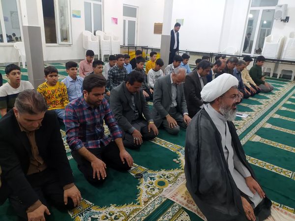 برگزاری کلاس سیری در نهج البلاغه در دبیرستان نمونه دانش کاشمر