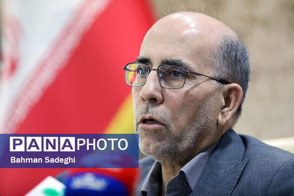 نشست خبری رئیس مرکز پزشکی حج و زیارت جمعیت هلال احمر 