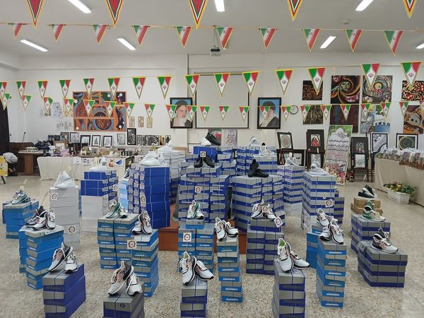 توزیع بسته‌های معیشتی به دانش‌آموزان مدارس ناحیه یک تبریز