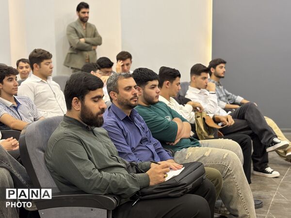 آیین اختتامیه اوقات فراغت تابستانه و مسابقات فرهنگی و هنری 
