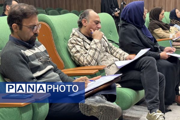 رقابت ۳۱ دانش‌آموز ممتاز همیار معلم ملاردی 