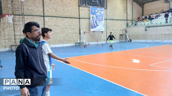 اختتامیه «جام اقتدار» فوتسال شهرستان‌های ساوجبلاغ و چهارباغ