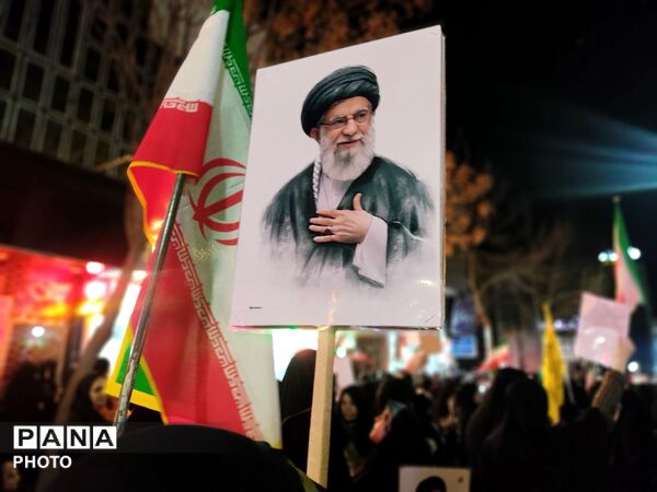 مراسم وداع با شهید پاسدار محمد صادق نظافتی در کاشمر