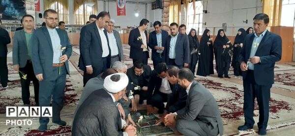 تجدید میثاق مسئولان آموزش‌وپرورش کهگیلویه و بویراحمد با شهدا 