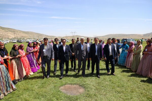 آغاز جشنواره بزرگ تربیتی، ورزشی و آموزشی ویژه دانش‌آموزان و فرهنگیان عشایر استان فارس