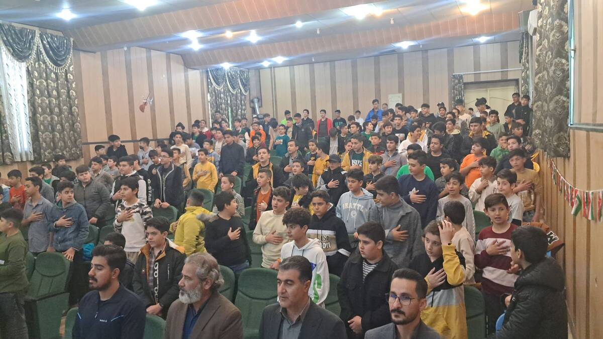 جشن روز دانش‌آموز در دبیرستان پژوهش آشخانه 