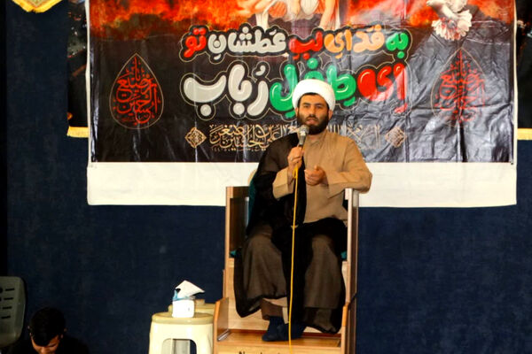 همایش شیرخوارگان حسینی، لاله‌های سرخ در آغوش مادران