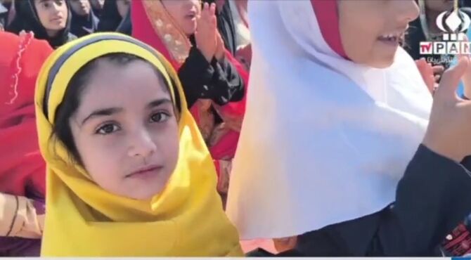 جشن باشکوه پیروزی انقلاب در دهستان ملوران 